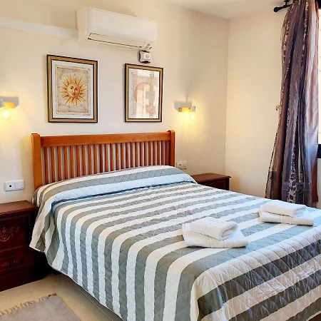 Marina Tower Apartment Fuengirola Bagian luar foto