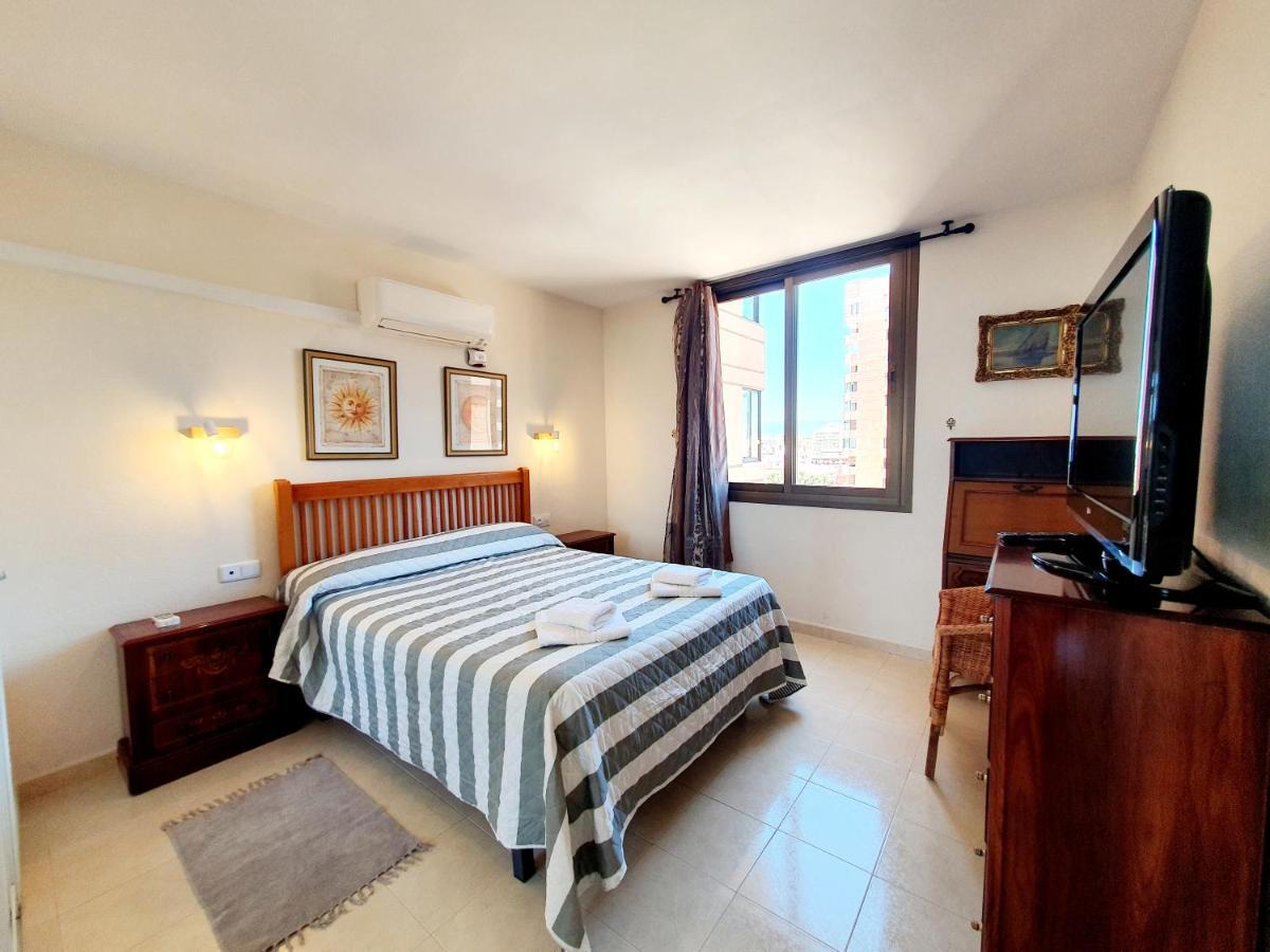 Marina Tower Apartment Fuengirola Bagian luar foto
